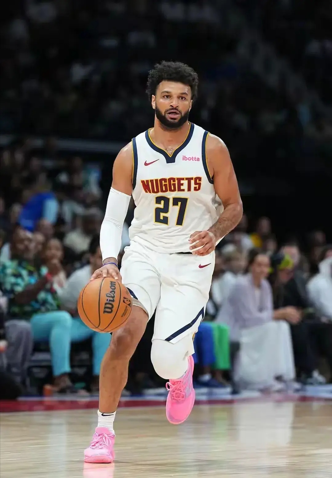 穆雷迎来十二赛季出色发挥,阿森纳观众热烈欢呼!赛场气氛高涨(阿森纳vs大巴黎赛前分析) 穆雷迎来十二赛季出色发挥,阿森纳观众热烈欢呼!赛场气氛高涨(阿森纳vs大巴黎赛前分析)