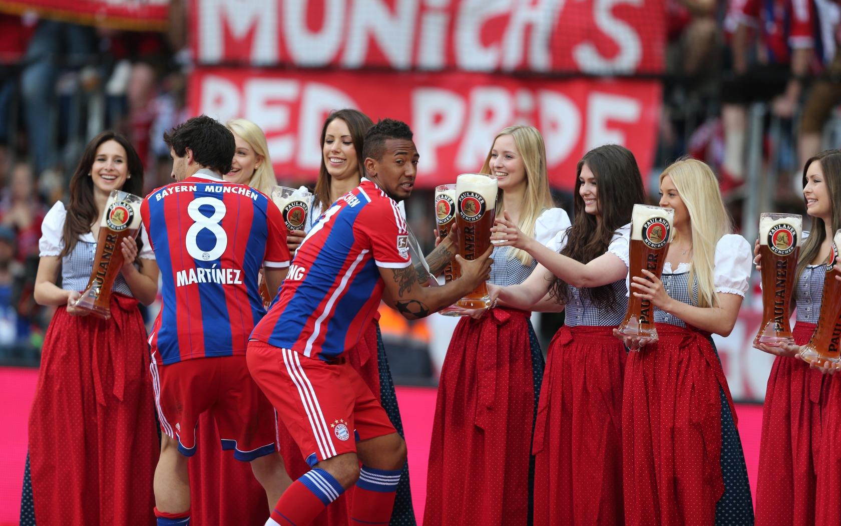 阿斯顿维拉训练开放日；清晨扳平良机引欢呼；德甲在即；数据趋势出现新变化(阿蒂斯吉尔摩数据)