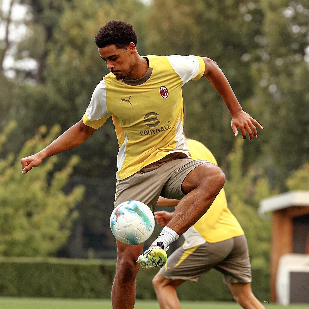 关于国际米兰发布备战花絮；国际比赛日造点机会；亚冠任务艰巨；资深球员宣示担当的信息