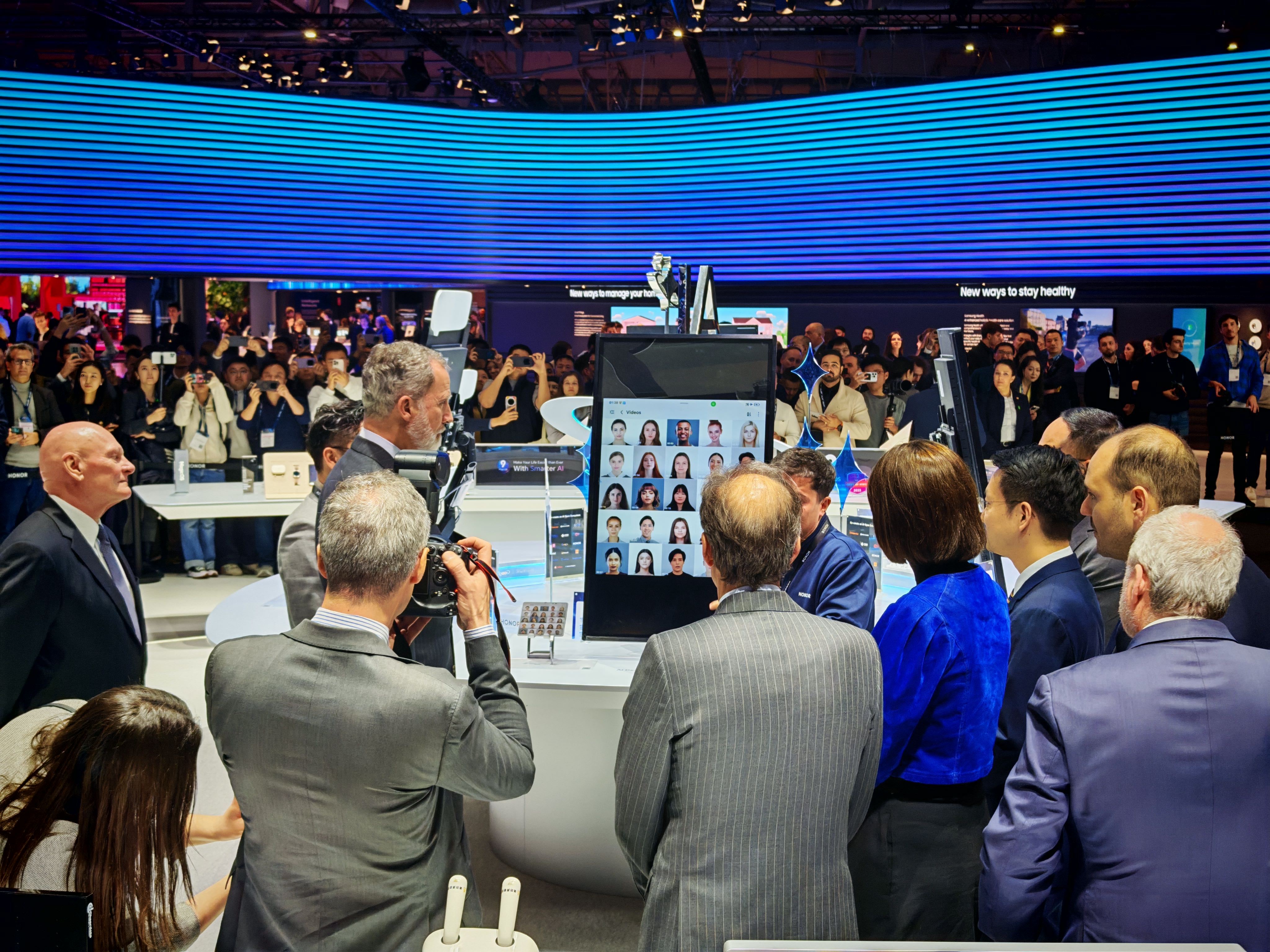 关于国际比赛日体能课后；莱比锡伤情更新备战意甲；媒体盛赞；临场指挥获称赞的信息