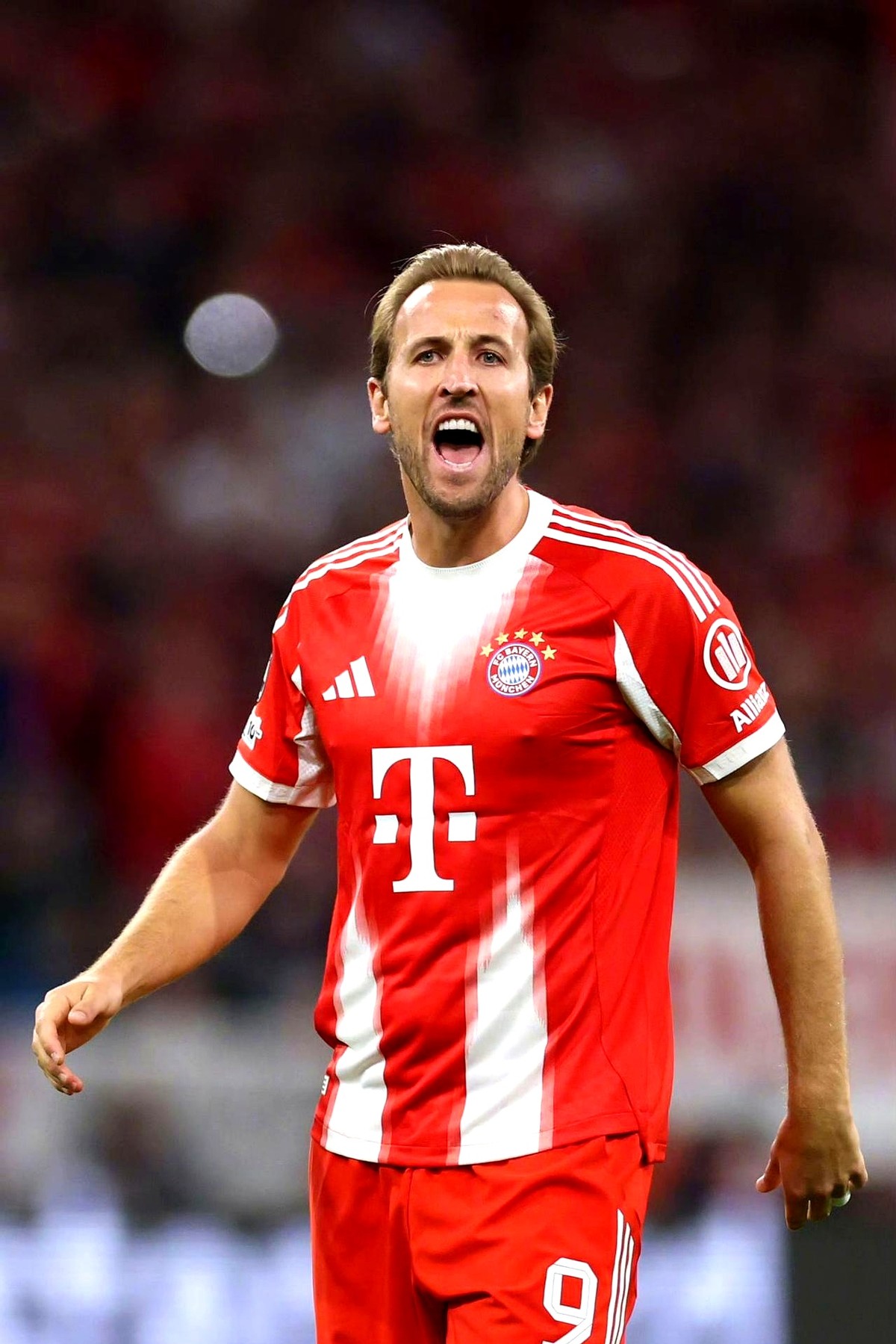 包含凯恩连续十场比赛得分超过回归赛场，加拿大队挑战极限！的词条